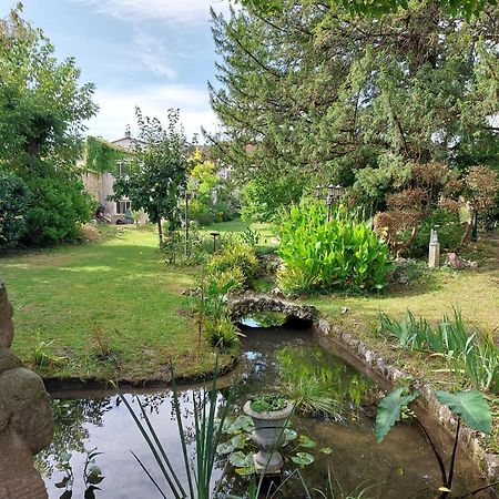 La Gueriniere La Moulidart Bed and Breakfast Châteauneuf-sur-Charente Exterior foto